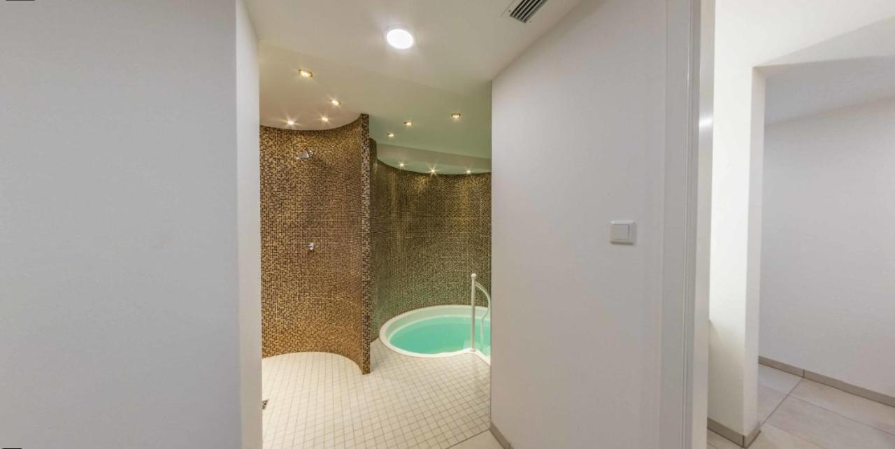 Hotel Spechtshaardt Rothenbuch Bagian luar foto